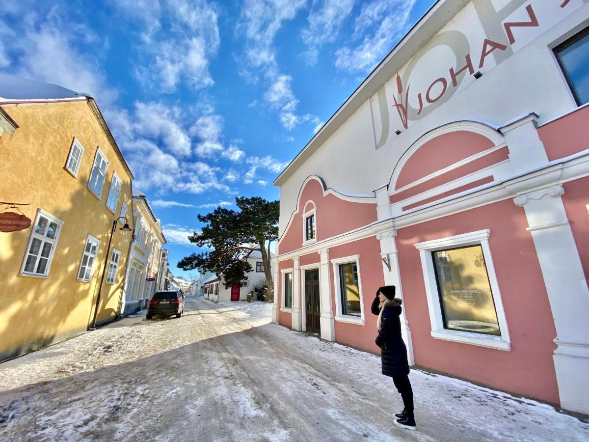 Johan Design & Spa Hotel Kuressaare Exterior photo
