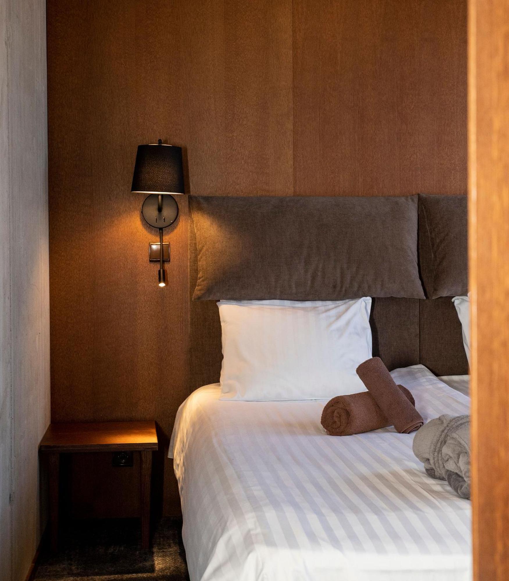 Johan Design & Spa Hotel Kuressaare Exterior photo